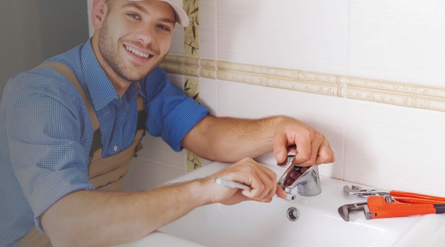 Kitchen Faucet Repair Service in Redfield, IA